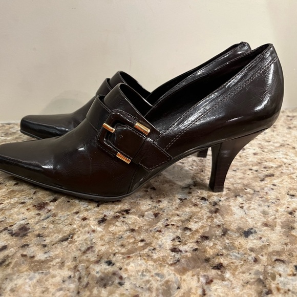 Size nine brown leather Franco Sarto shoes with two and a half inch heel - Picture 4 of 11